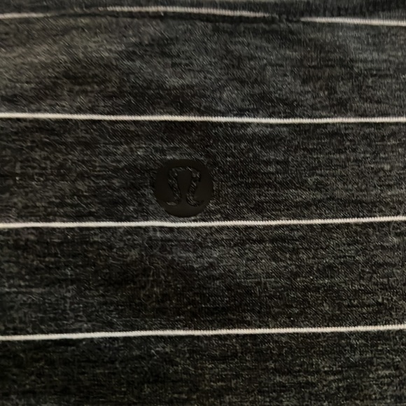 Lululemon top - Picture 3 of 5
